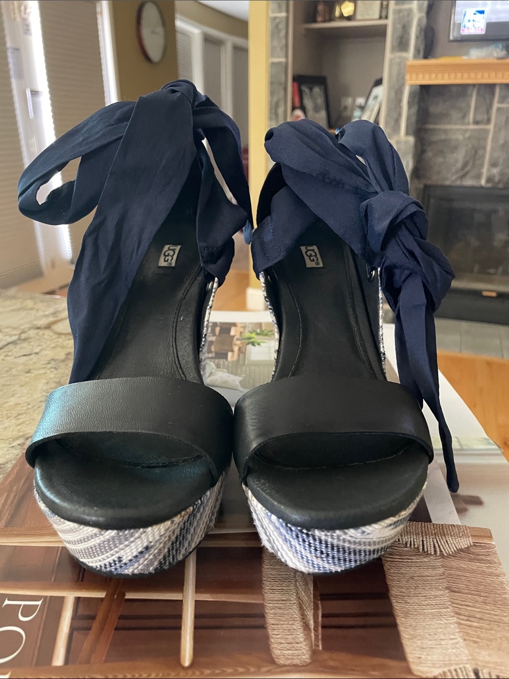 EUC UGG Black Leather Espadrille Wedge Sandals with Navy Wrap